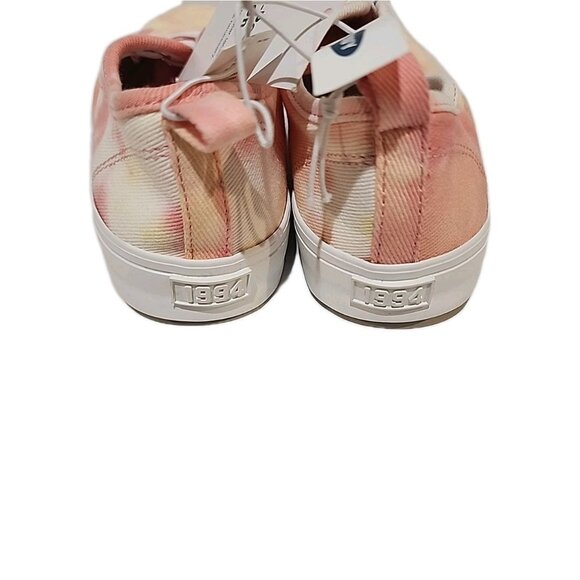 OLD NAVY size 5 womens Girls Shoes no lace pull on sneakers canvas pink tie dye - Picture 4 of 5